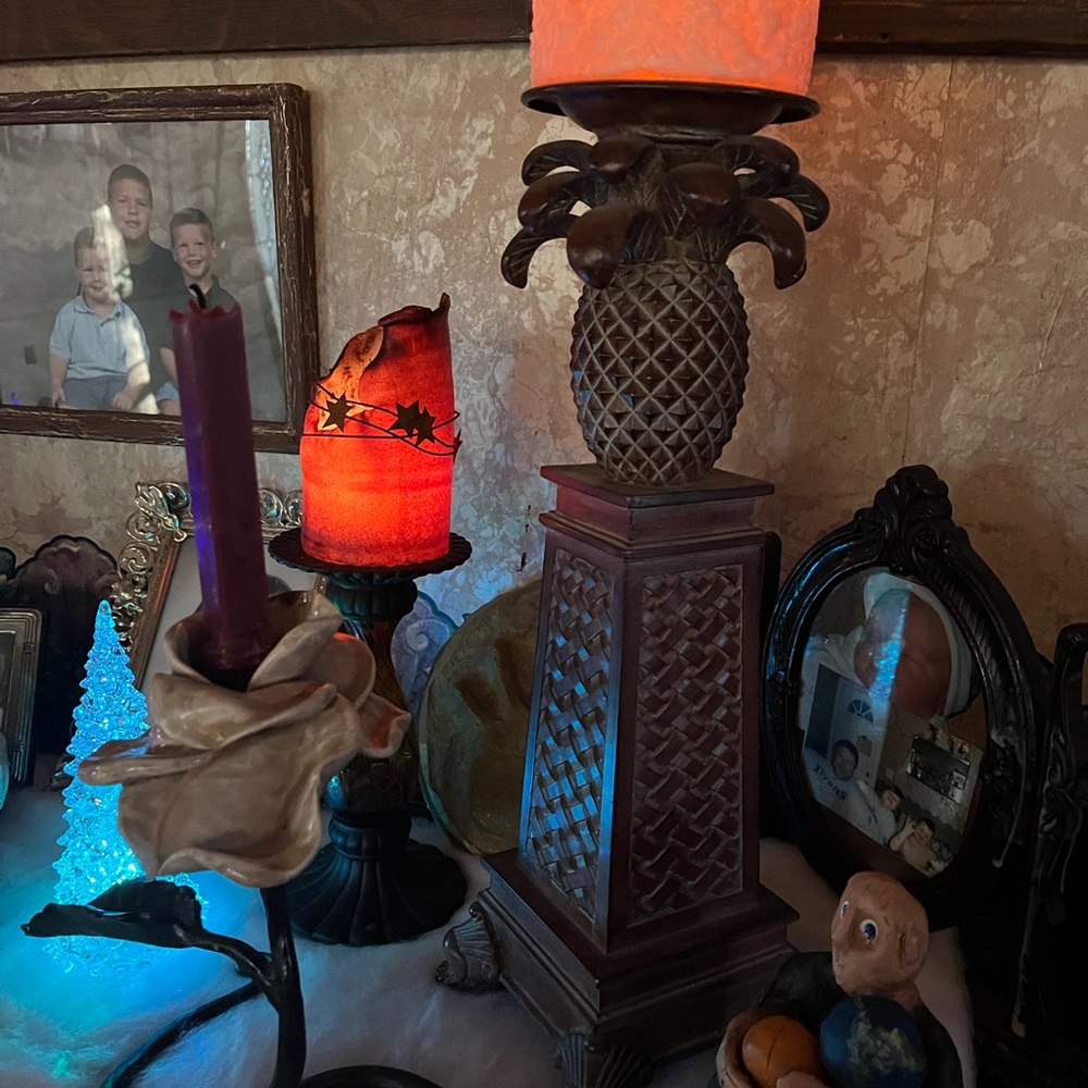 Elegant Brown Pineapple Candle Holders - Picture 12 of 15